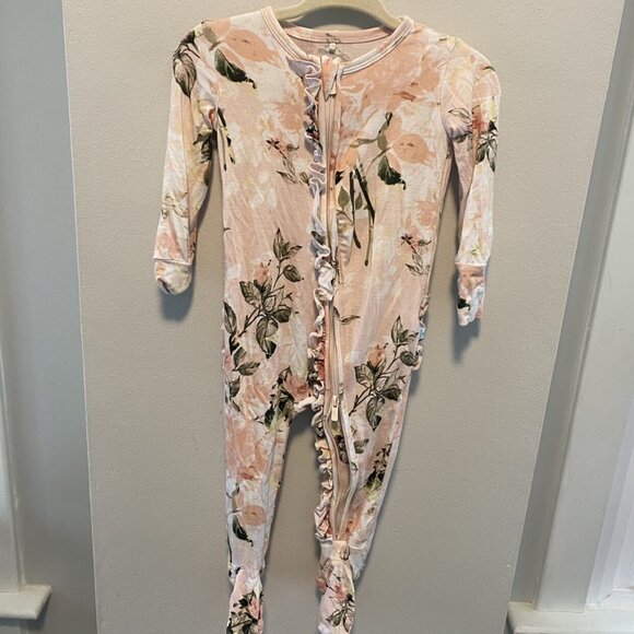 Posh Peanut Other - Posh Peanut Rose Floral Sleeper 6-9 Ruffle